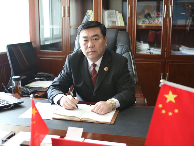 撫順中院 黨組書記、院長(zhǎng)吳廷飛