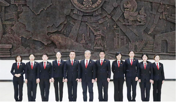 民一庭集體。