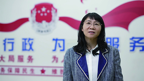 張亞東  朝陽市司法局黨組書記、局長