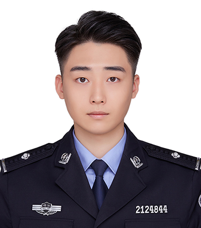 大連南關嶺監(jiān)獄一級警員楊東含