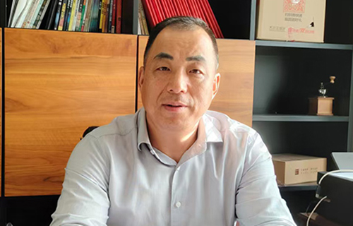 遼寧省洗染行業(yè)協會會長  張守軍