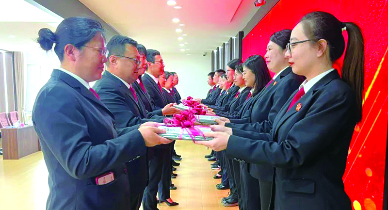 “青藍工程”師徒結(jié)對儀式